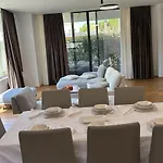 San Pietro 7 Villa Durrës