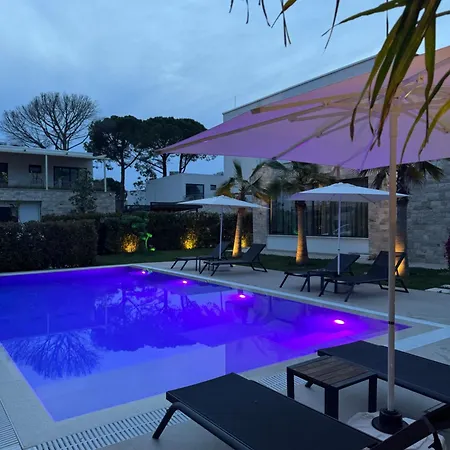 San Pietro 7 Villa *