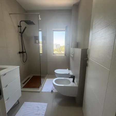San Pietro 7 * Durrës