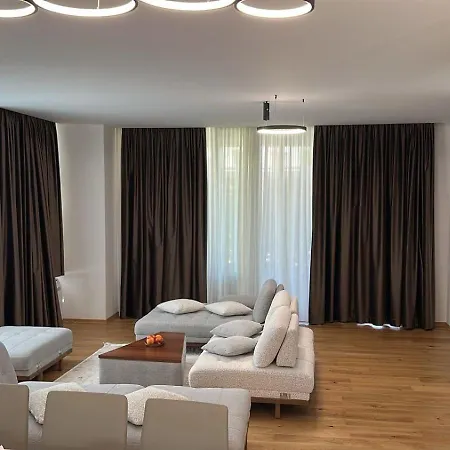San Pietro 7 * Durrës