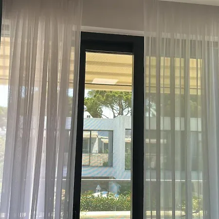 San Pietro 7 * Durrës